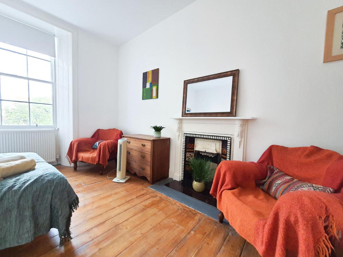 Edinburgh Charming Old Town Apartment Eksteriør bilde