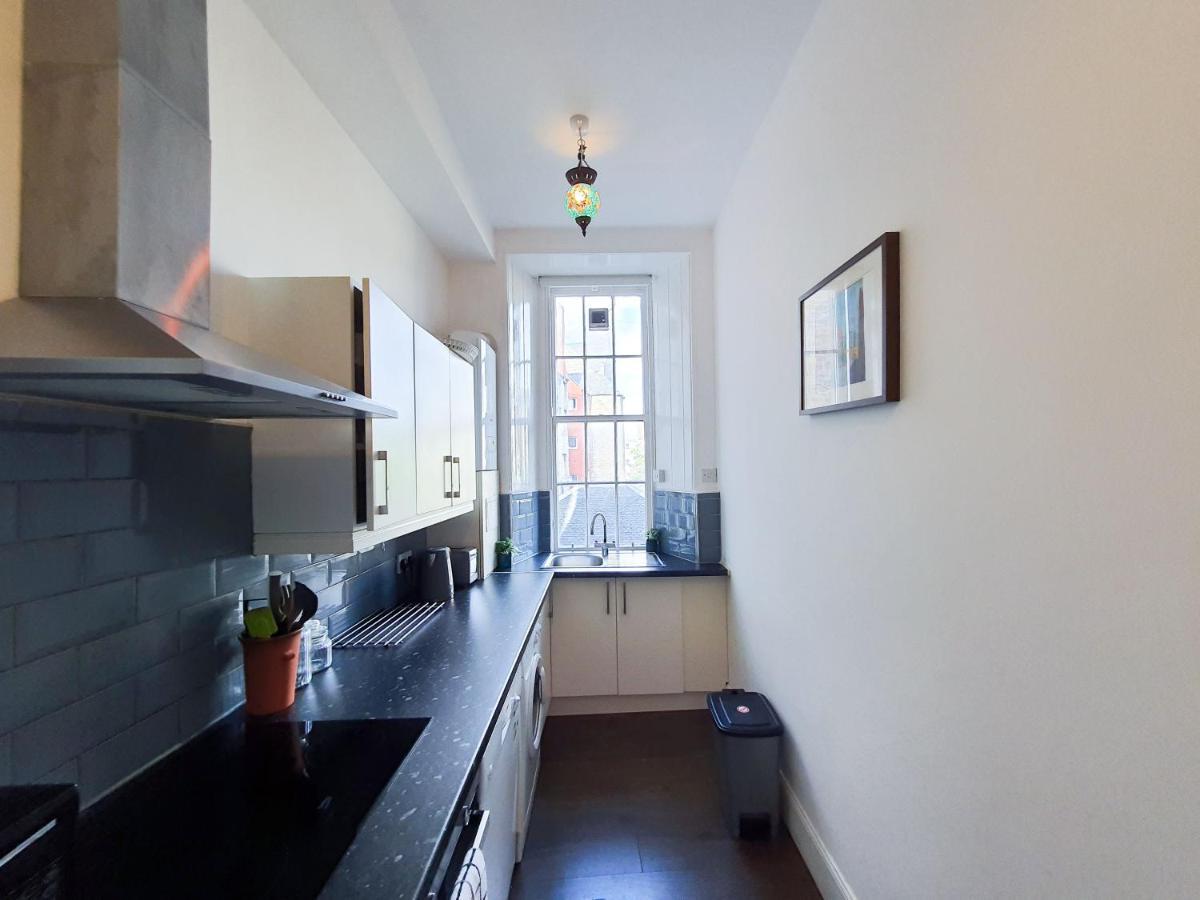 Edinburgh Charming Old Town Apartment Eksteriør bilde