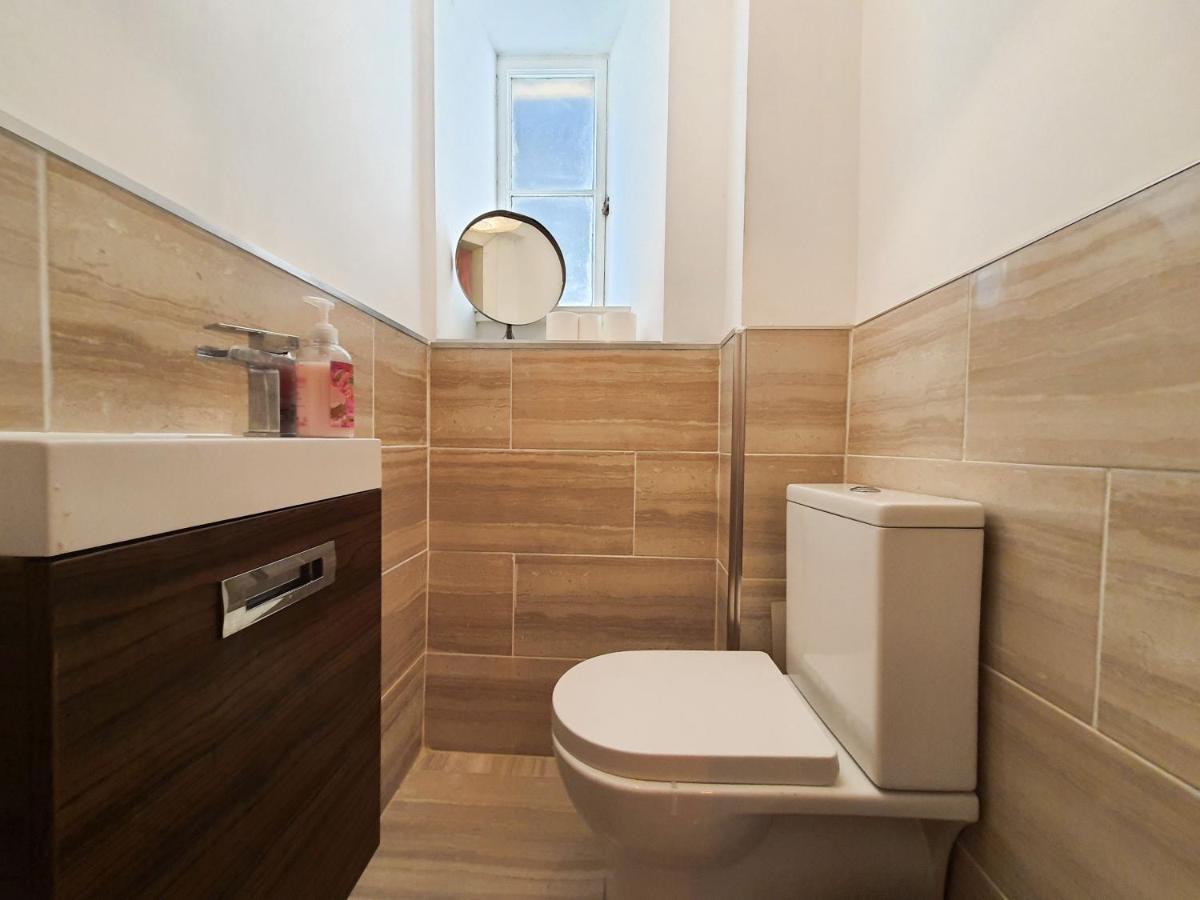 Edinburgh Charming Old Town Apartment Eksteriør bilde