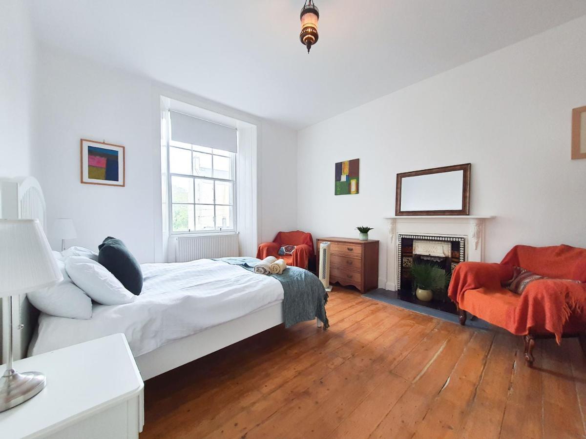 Edinburgh Charming Old Town Apartment Eksteriør bilde